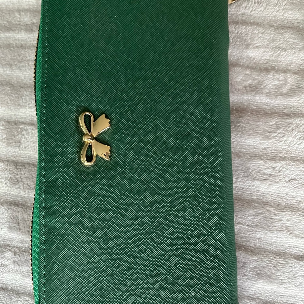 Green Wallet